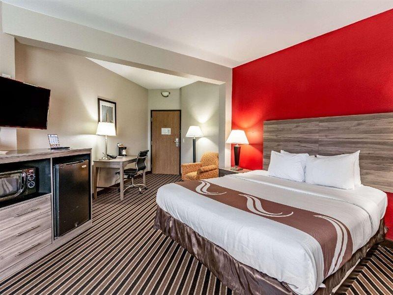 Quality Suites I-44 Талса Экстерьер фото