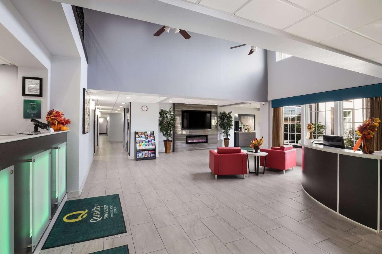 Quality Suites I-44 Талса Экстерьер фото