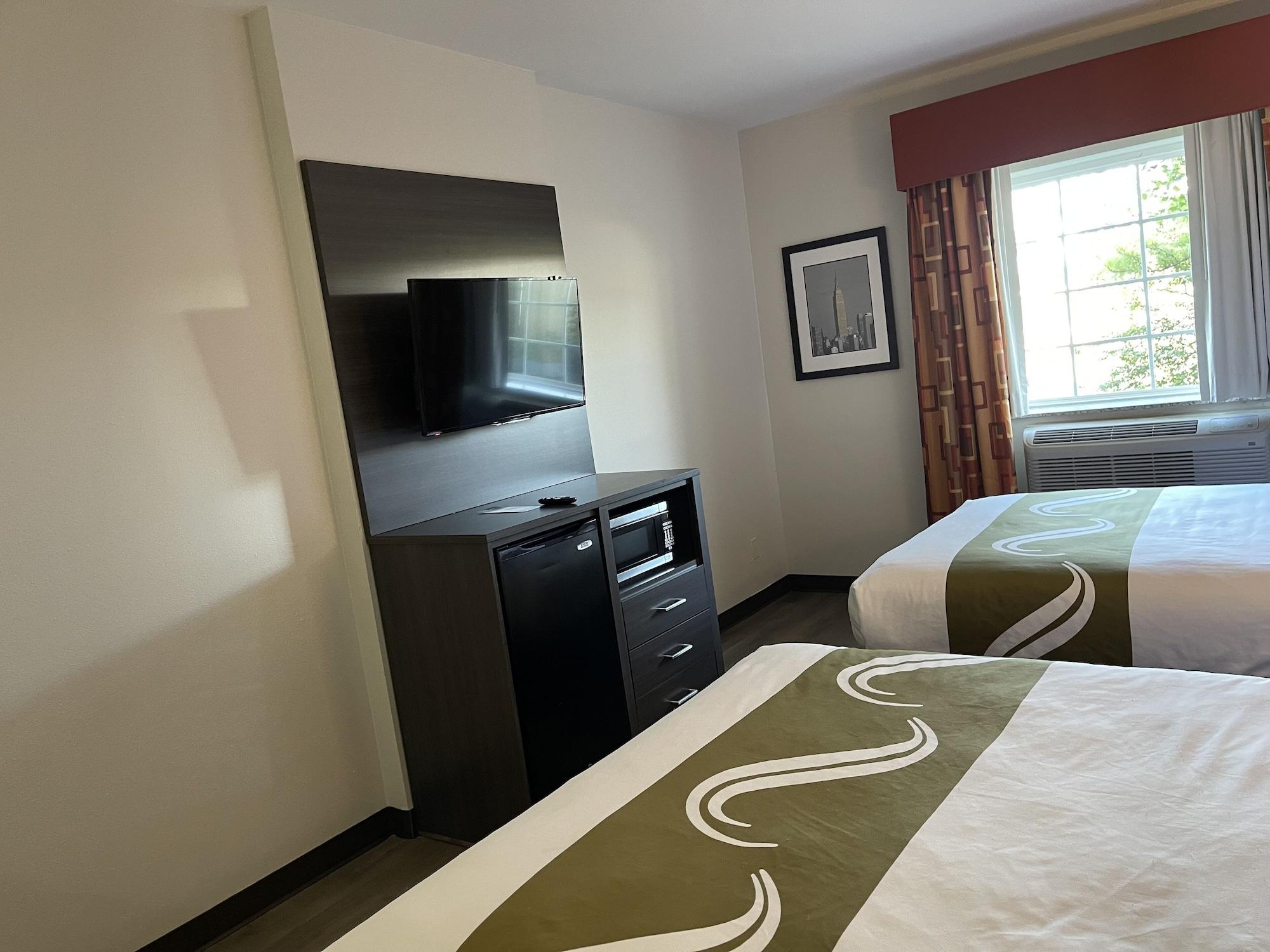 Quality Suites I-44 Талса Экстерьер фото